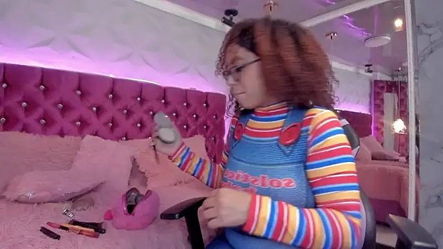 Snapshot of Miamiller_22 chatting on October 30, 2025, 7:11 pm Miamiller 22 online show from October 30, 2025, 7:11 pm