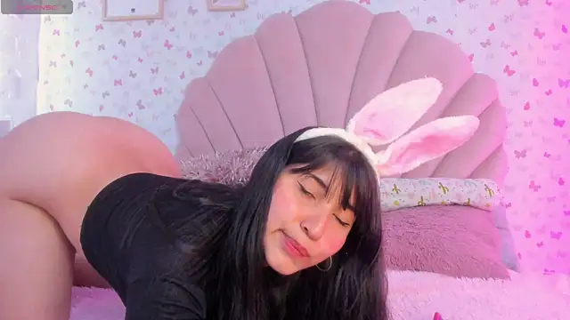 Snapshot of Lizz39 chatting on November 15, 2025, 6:56 pm Lizz39 online show from November 15, 2025, 6:56 pm