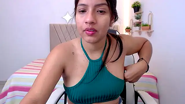 Snapshot of zara_cute chatting on May 15, 2026, 12:14 pm zara cute online show from May 15, 2026, 12:14 pm