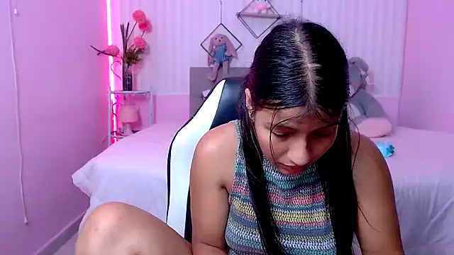 zara cute online show from March 28, 2026, 12:22 am