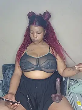 Snapshot of ZuriVixen chatting on July 15, 2026, 7:43 pm ZuriVixen online show from July 15, 2026, 7:43 pm