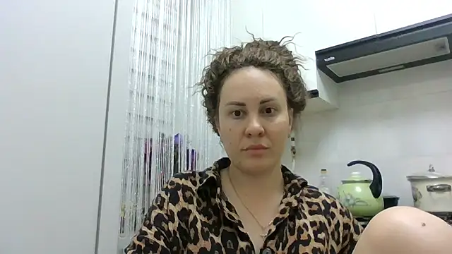 MeadowEyes online show from May 26, 2026, 8:18 pm