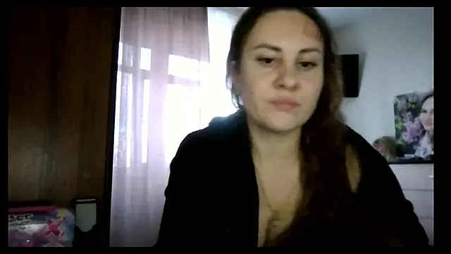 Snapshot of MeadowEyes chatting on October 28, 2025, 2:16 pm MeadowEyes online show from October 28, 2025, 2:16 pm