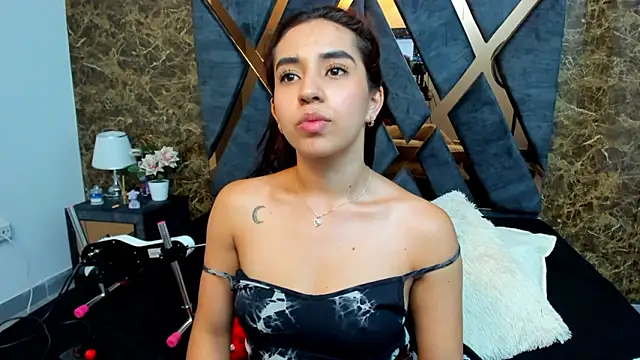 Vittoria Conti  online show from February 19, 2026, 5:21 pm