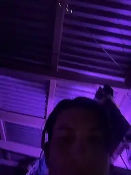 Snapshot of oceanGal25 chatting on December 16, 2025, 10:08 am oceanGal25 online show from December 16, 2025, 10:08 am