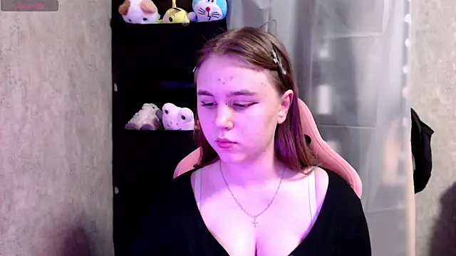 Snapshot of Lucille_Lighter chatting on October 20, 2025, 2:39 pm Lucille Lighter online show from October 20, 2025, 2:39 pm