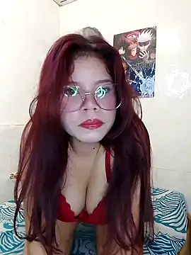 Snapshot of Redheadqueen chatting on October 19, 2025, 3:20 am Redheadqueen online show from October 19, 2025, 3:20 am