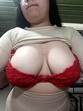 sofia athome online show from April 4, 2026, 10:49 pm