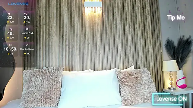 VanneCamiel online show from November 10, 2025, 12:10 pm