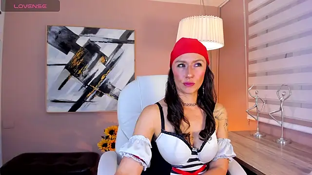 Snapshot of indigo_wild_ chatting on October 31, 2025, 1:13 am indigo wild online show from October 31, 2025, 1:13 am