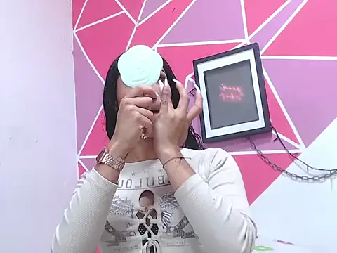 Snapshot of Tifany_Adams chatting on October 11, 2025, 8:10 pm Tifany Adams online show from October 11, 2025, 8:10 pm