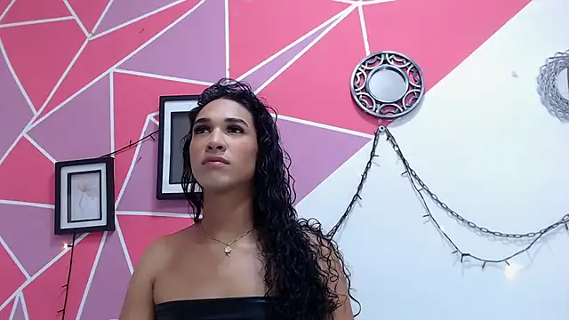 Tifany Adams online show from November 13, 2025, 9:08 pm