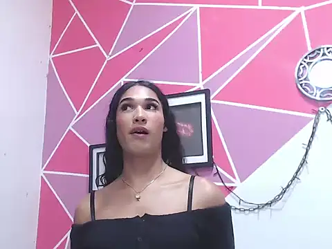 Snapshot of Tifany_Adams chatting on October 18, 2025, 8:33 pm Tifany Adams online show from October 18, 2025, 8:33 pm