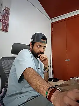 Snapshot of Nateskp_1 chatting on October 31, 2025, 4:47 pm Nateskp 1 online show from October 31, 2025, 4:47 pm