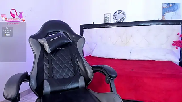 Sara Roades online show from November 29, 2025, 7:03 pm