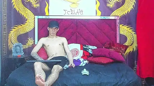 Pride couple online show from February 3, 2026, 6:40 am