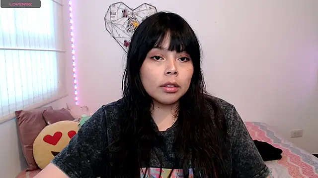 EllieMoonX online show from May 29, 2026, 10:27 pm