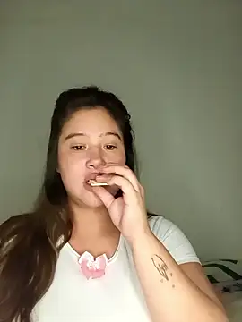 Snapshot of Natacha_02 chatting on January 8, 2026, 8:09 am Natacha 02 online show from January 8, 2026, 8:09 am