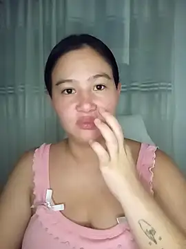 Snapshot of Natacha_02 chatting on March 4, 2026, 4:31 am Natacha 02 online show from March 4, 2026, 4:31 am