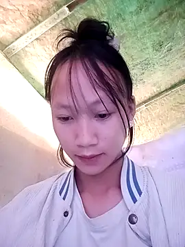 Snapshot of minachao- chatting on November 4, 2025, 1:31 am minachao- online show from November 4, 2025, 1:31 am