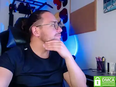 kurt xx online show from October 29, 2025, 1:04 am