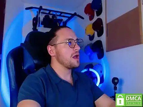 kurt xx online show from October 31, 2025, 1:13 am