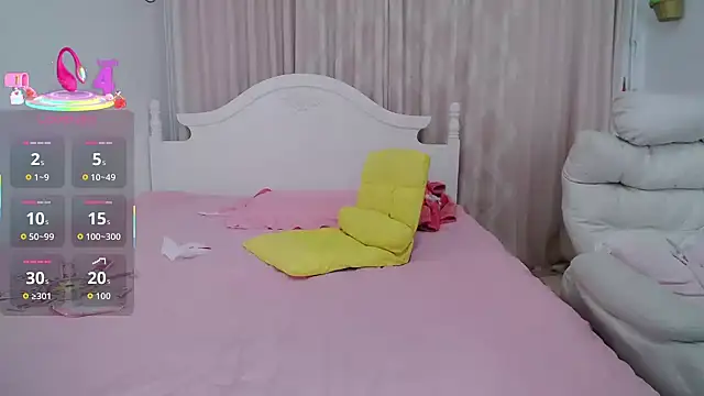 singerxiao online show from March 14, 2026, 1:17 pm