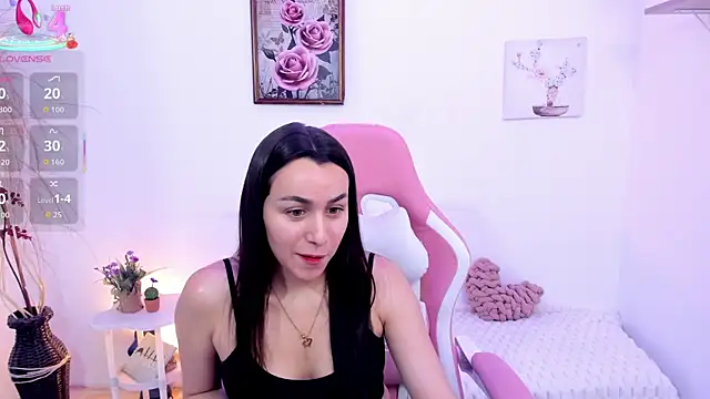 Snapshot of EmmaMyers1 chatting on July 9, 2026, 10:53 pm EmmaMyers1 online show from July 9, 2026, 10:53 pm