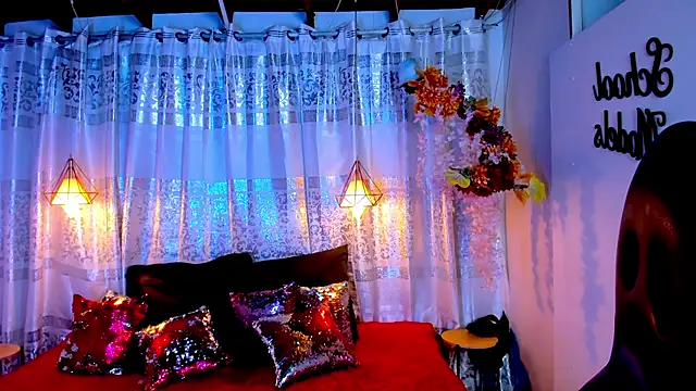 ZAMMIRA online show from October 27, 2025, 5:52 am