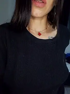 Snapshot of you_yuyuu chatting on December 15, 2025, 11:20 pm you yuyuu online show from December 15, 2025, 11:20 pm