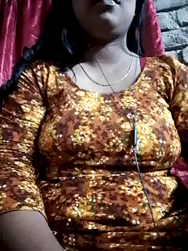 Snapshot of Rupa_xxx11 chatting on October 14, 2025, 4:29 pm Rupa xxx11 online show from October 14, 2025, 4:29 pm