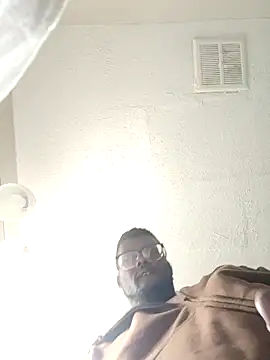 mackkhxh online show from November 17, 2025, 4:55 pm