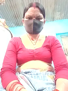 Snapshot of R_sehjal chatting on November 2, 2025, 9:47 am R sehjal online show from November 2, 2025, 9:47 am