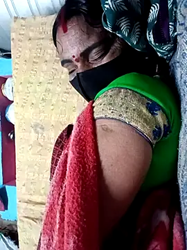 Snapshot of R_sehjal chatting on November 3, 2025, 10:02 pm R sehjal online show from November 3, 2025, 10:02 pm