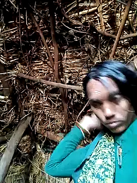 Cutsedi3 online show from December 4, 2025, 6:56 am