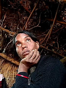 Cutsedi3 online show from November 5, 2025, 9:56 am