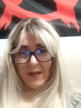 Amelialove42 online show from January 11, 2026, 7:10 pm