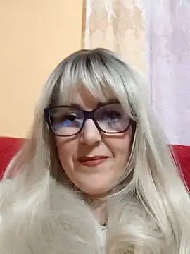 Snapshot of Amelialove42 chatting on November 11, 2025, 7:52 pm Amelialove42 online show from November 11, 2025, 7:52 pm