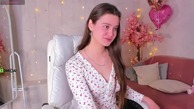 Renesmy Black online show from March 12, 2026, 12:05 am