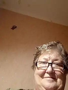 Katherine735 online show from January 11, 2026, 9:00 pm