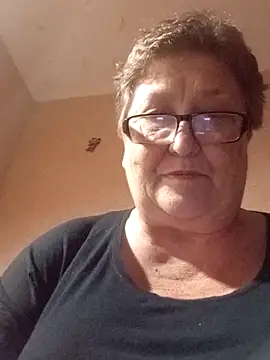 Snapshot of Katherine735 chatting on November 20, 2025, 5:46 pm Katherine735 online show from November 20, 2025, 5:46 pm