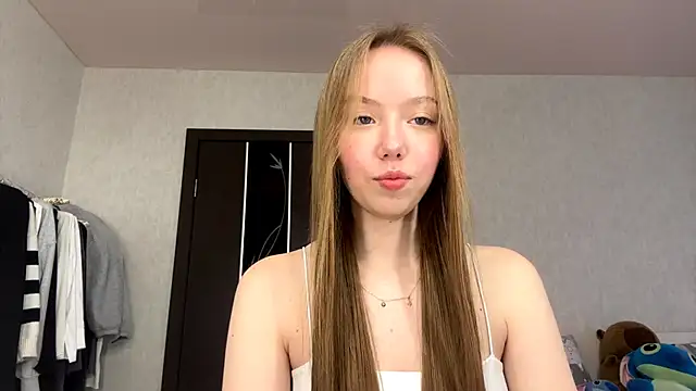 AntoniaMoravick online show from November 10, 2025, 10:20 am