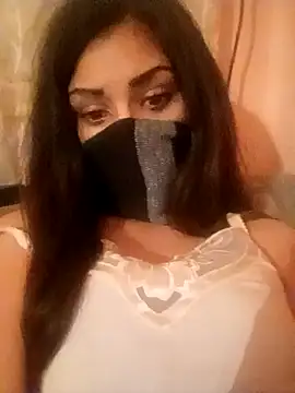 lorina202 online show from November 27, 2025, 11:16 pm