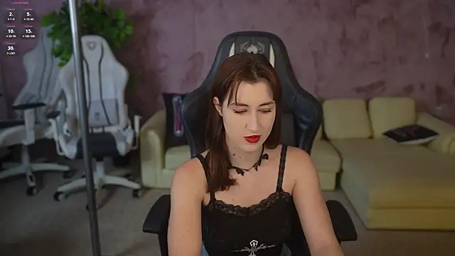 Snapshot of Mable054 chatting on October 17, 2025, 6:43 pm Mable054 online show from October 17, 2025, 6:43 pm