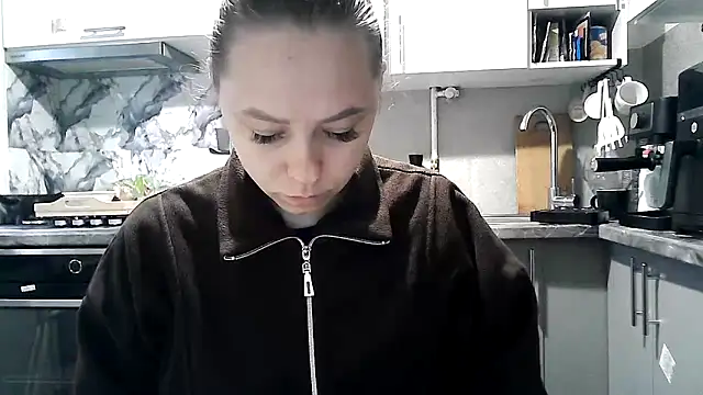 Ladikisss 20 online show from October 17, 2025, 5:55 am