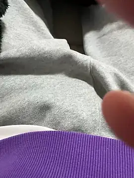 Snapshot of haruki_18old chatting on November 10, 2025, 1:49 pm haruki 18old online show from November 10, 2025, 1:49 pm