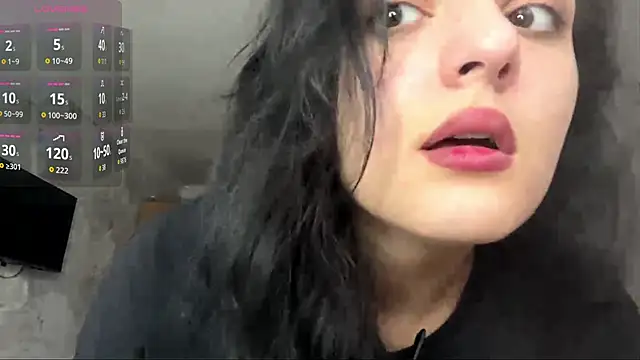 Snapshot of Babis_girlsss chatting on November 14, 2025, 9:57 am Babis girlsss online show from November 14, 2025, 9:57 am