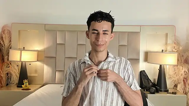 Zahir Ashar online show from April 6, 2026, 11:06 pm