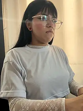 angie rousse  online show from November 24, 2025, 1:00 pm