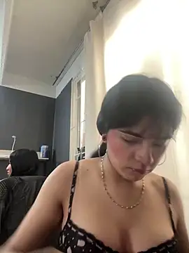 angie rousse  online show from October 10, 2025, 1:34 pm